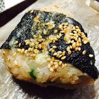 リメイク！カスベごはんの焼きおにぎり 海苔マヨのせ